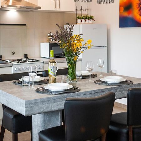 Arena Parkside Residence プーラ エクステリア 写真