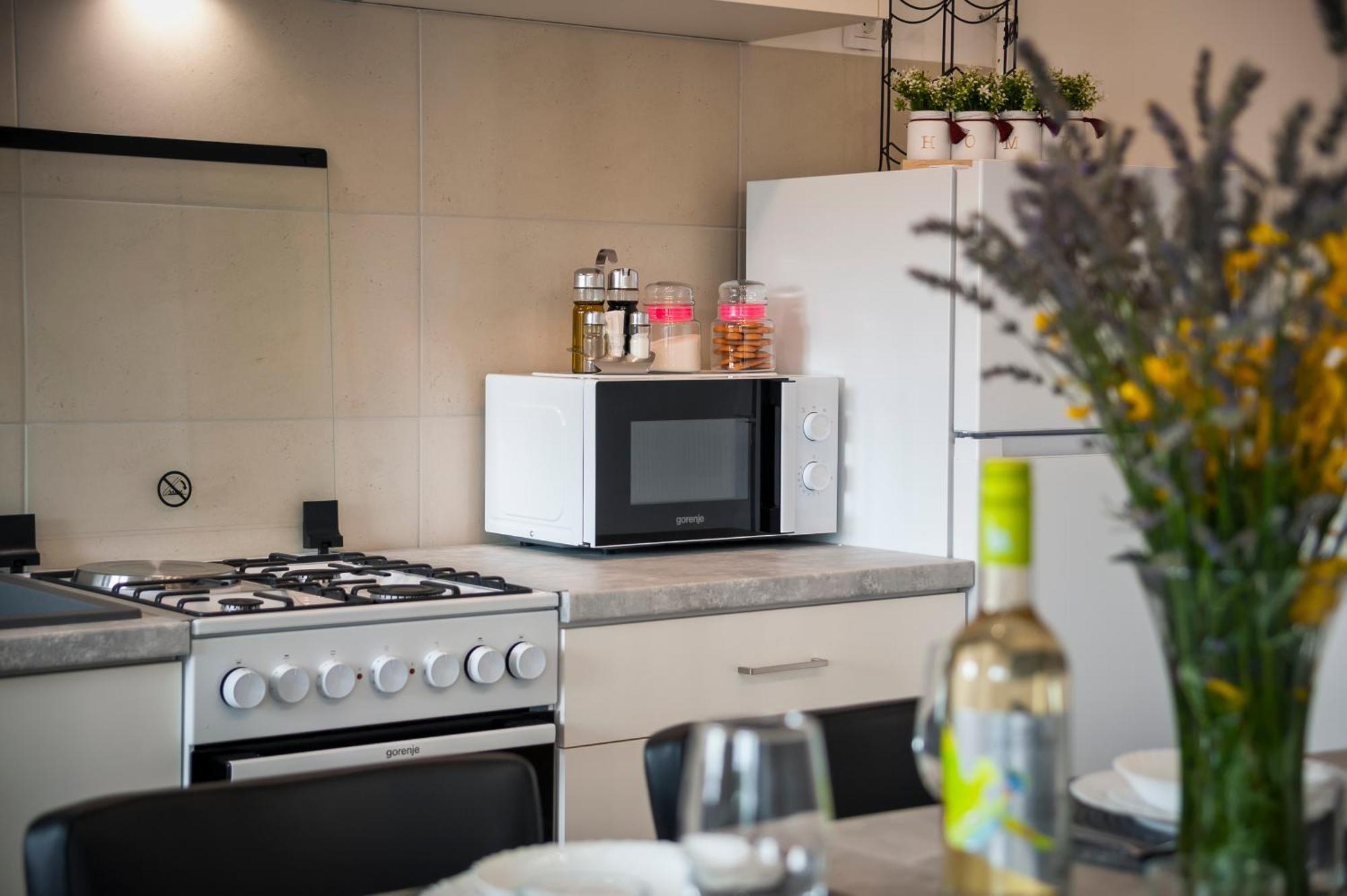 Arena Parkside Residence プーラ エクステリア 写真